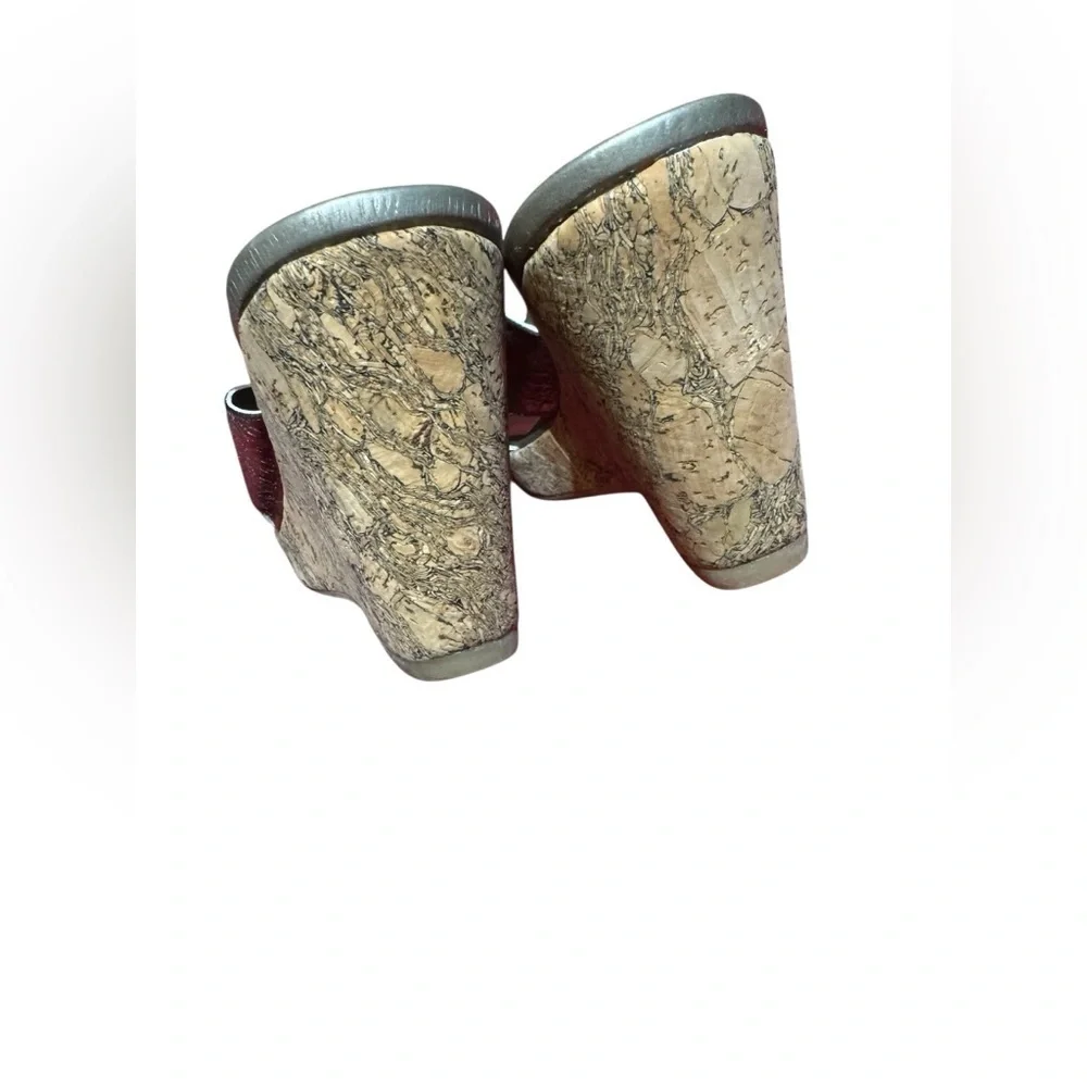 Brighton Women's Bronze Wedge Sandals